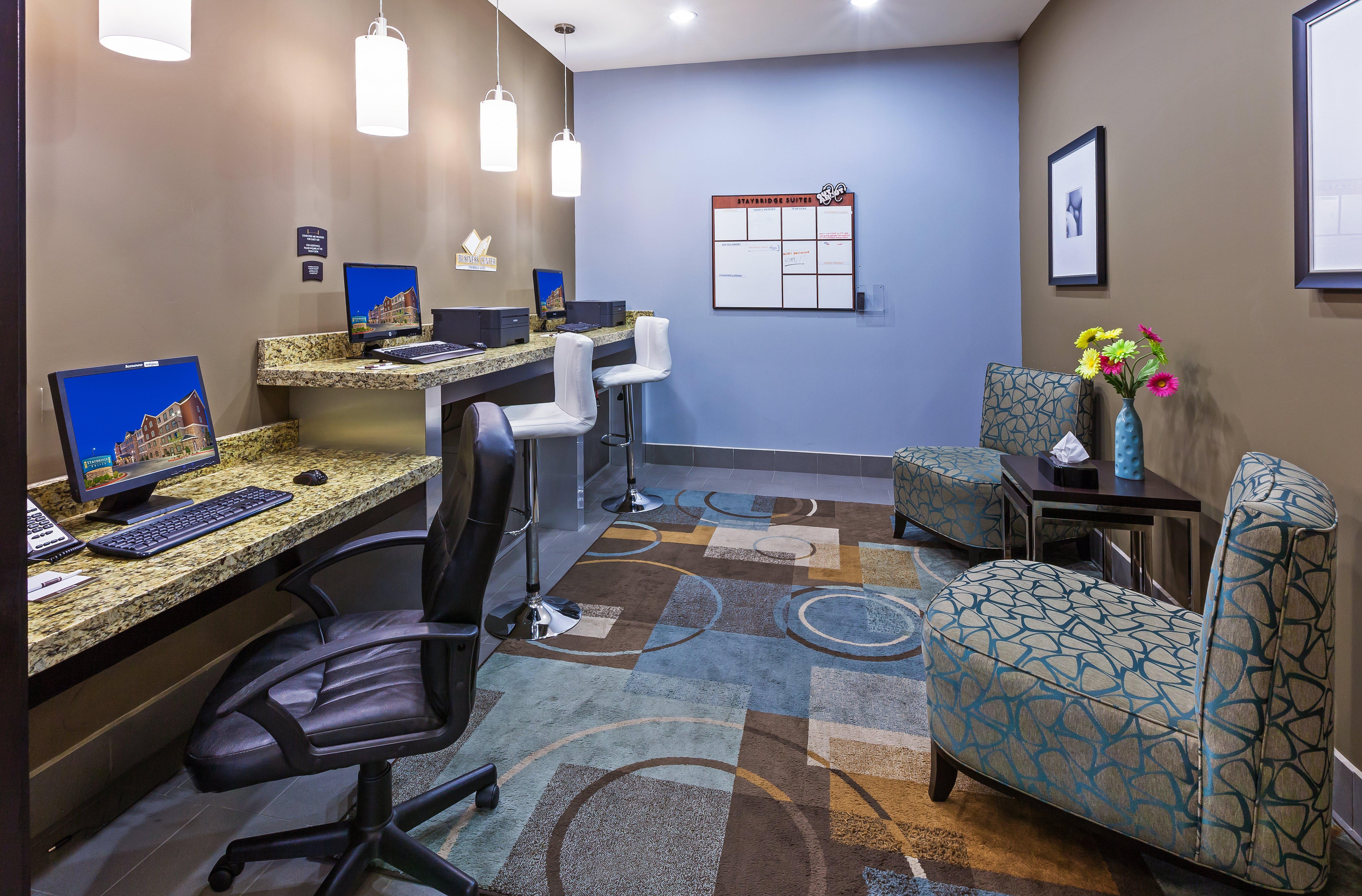 Staybridge Western Crossing By Ihg 3*