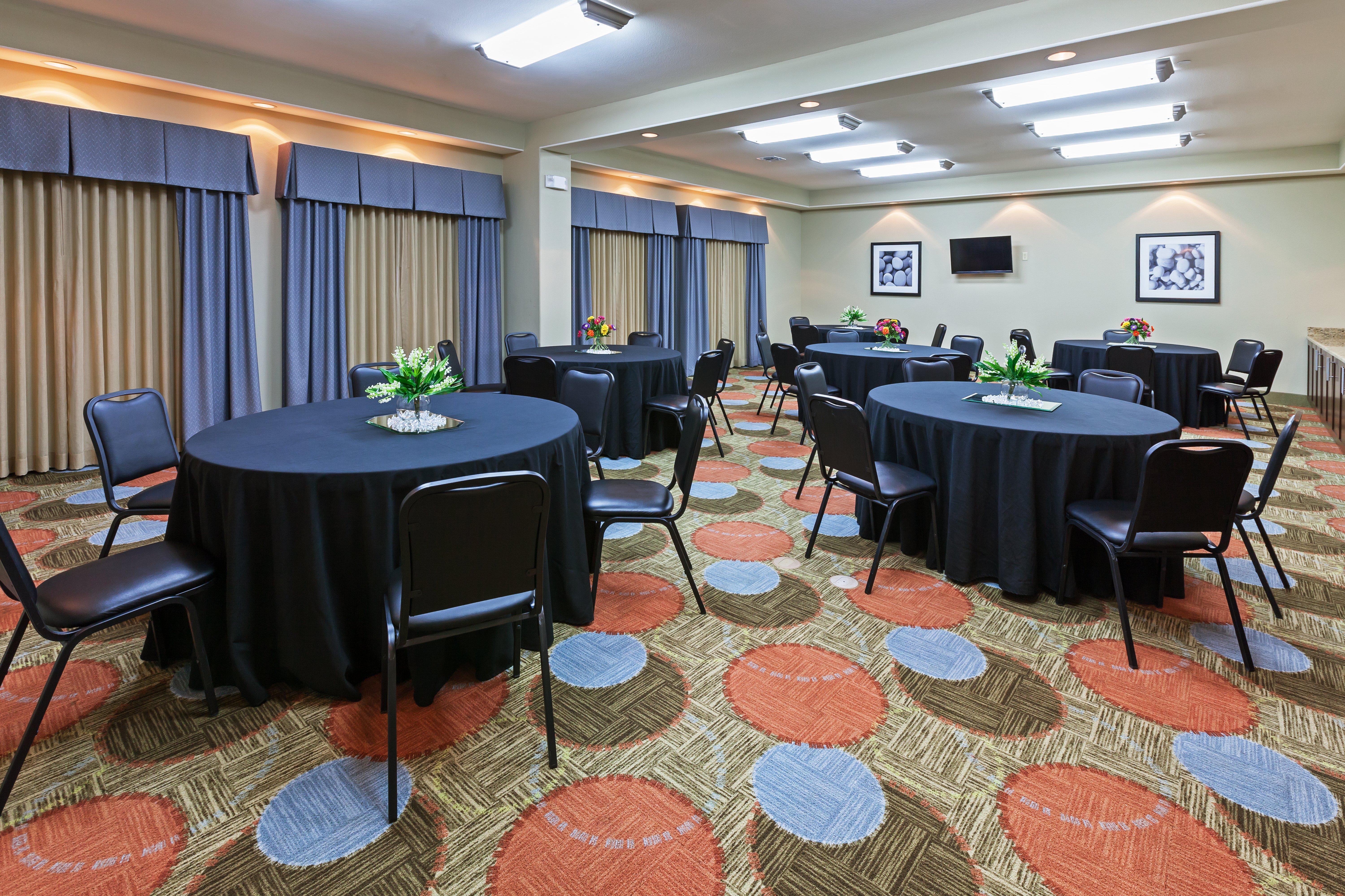 Staybridge Western Crossing By Ihg Hotel